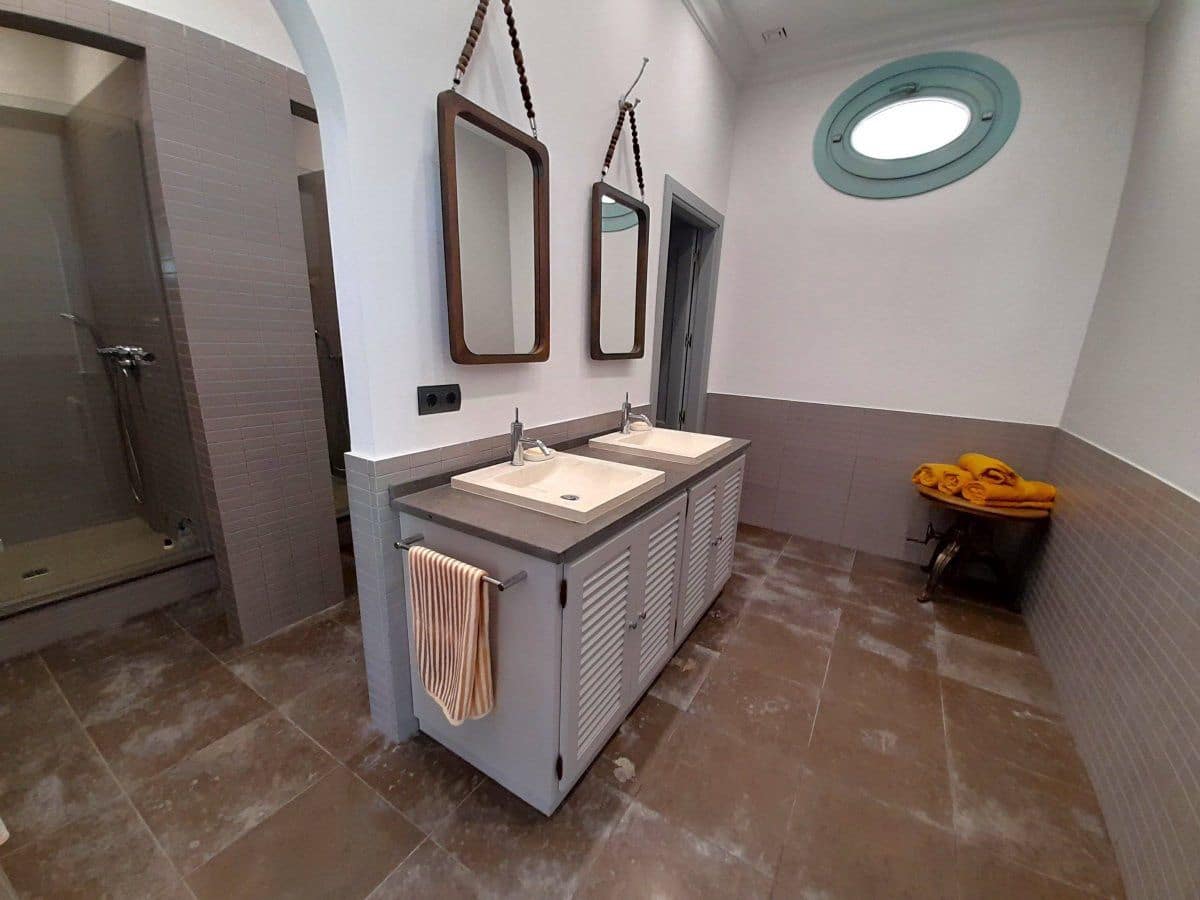 4 bedroom Villa for sale in Sotogrande - € 2,500,000 (Ref: 8451893)