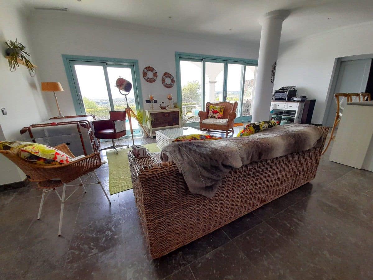 4 bedroom Villa for sale in Sotogrande - € 2,500,000 (Ref: 8451893)