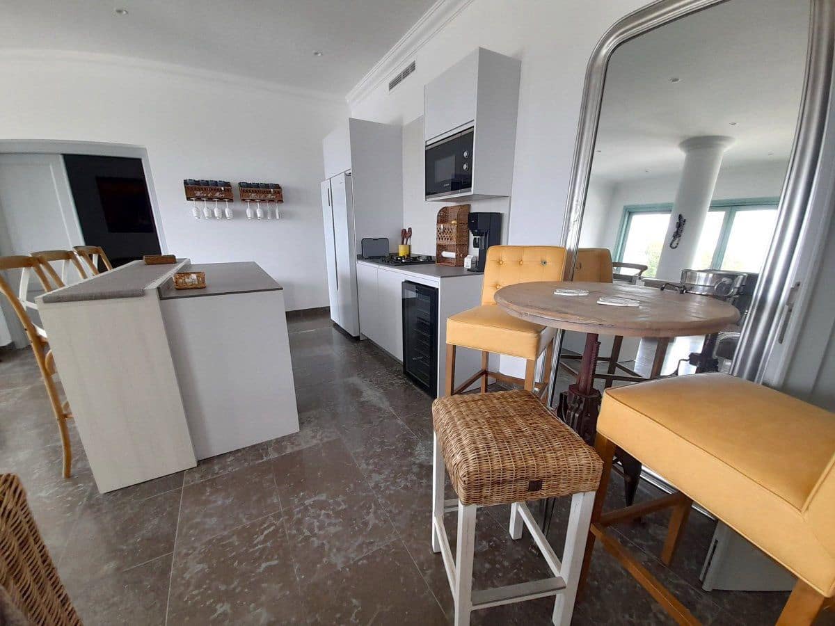 4 bedroom Villa for sale in Sotogrande - € 2,500,000 (Ref: 8451893)