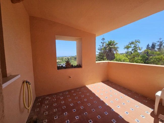 5 bedroom Apartment for rent in Sotogrande - € 2,000 (Ref: 8481925)