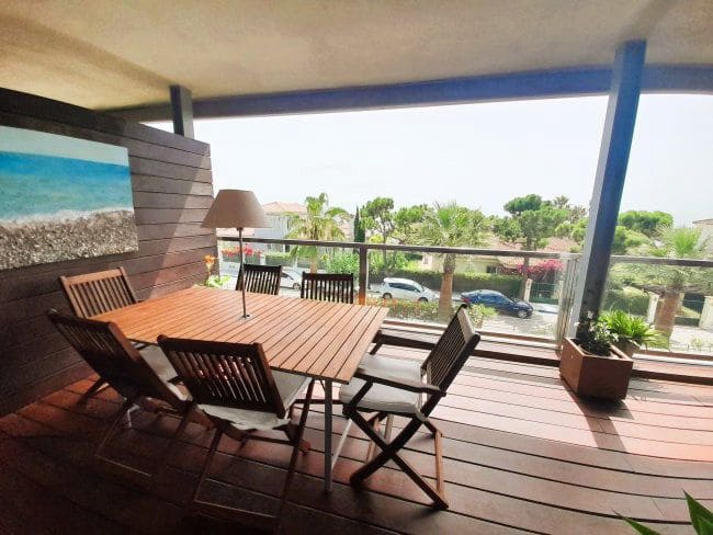 3 soveværelse Lejlighed til leje i Manilva med garage - € 1.200 (Ref: 8493432)