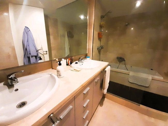 3 soveværelse Lejlighed til leje i Manilva med garage - € 1.200 (Ref: 8493432)