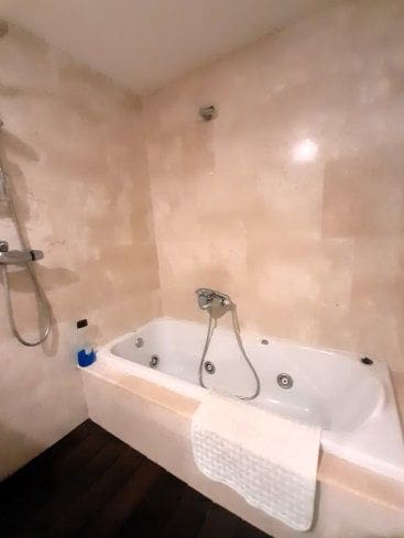 3 soveværelse Lejlighed til leje i Manilva med garage - € 1.200 (Ref: 8493432)