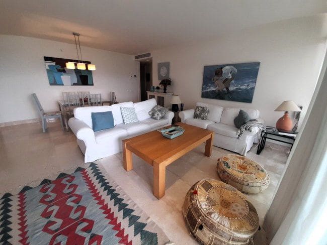 3 soveværelse Lejlighed til leje i Manilva med garage - € 1.200 (Ref: 8493432)