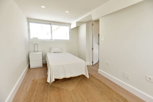 2 chambre Appartement à vendre à Puerto Banus, Marbella - 382 000 € (Ref: 8519004)