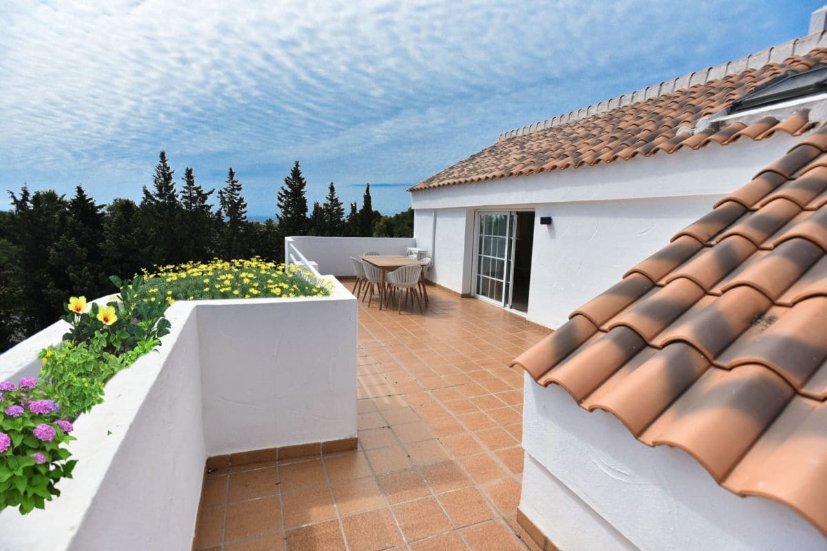 2 chambre Appartement à vendre à Puerto Banus - 382 000 € (Ref: 8519004)