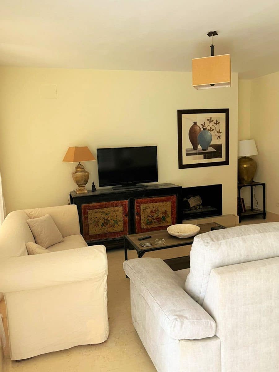 3 bedroom Apartment for rent in Sotogrande with garage - € 3,000 (Ref: 8529295)