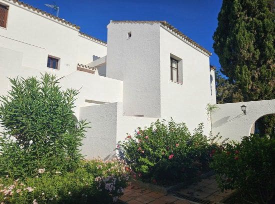 4 soveværelse Lejlighed til leje i Sotogrande - € 2.200 (Ref: 8559489)