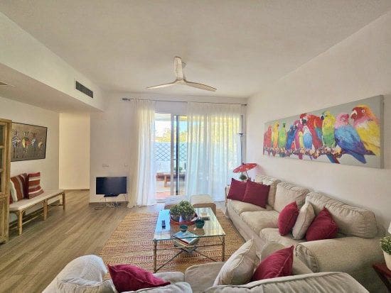 4 bedroom Apartment for rent in Sotogrande Alto, San Roque - € 2,200 (Ref: 8559489)