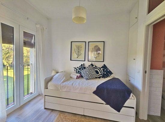 4 soveværelse Lejlighed til leje i Sotogrande - € 2.200 (Ref: 8559489)