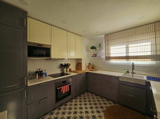 4 soveværelse Lejlighed til leje i Sotogrande - € 2.200 (Ref: 8559489)