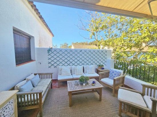 4 bedroom Apartment for rent in Sotogrande Alto, San Roque - € 2,200 (Ref: 8559489)