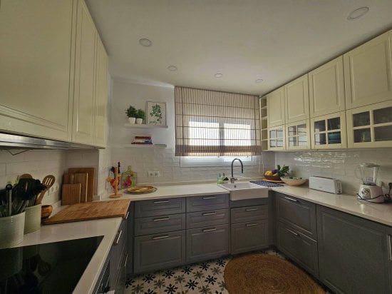 4 soveværelse Lejlighed til leje i Sotogrande - € 2.200 (Ref: 8559489)