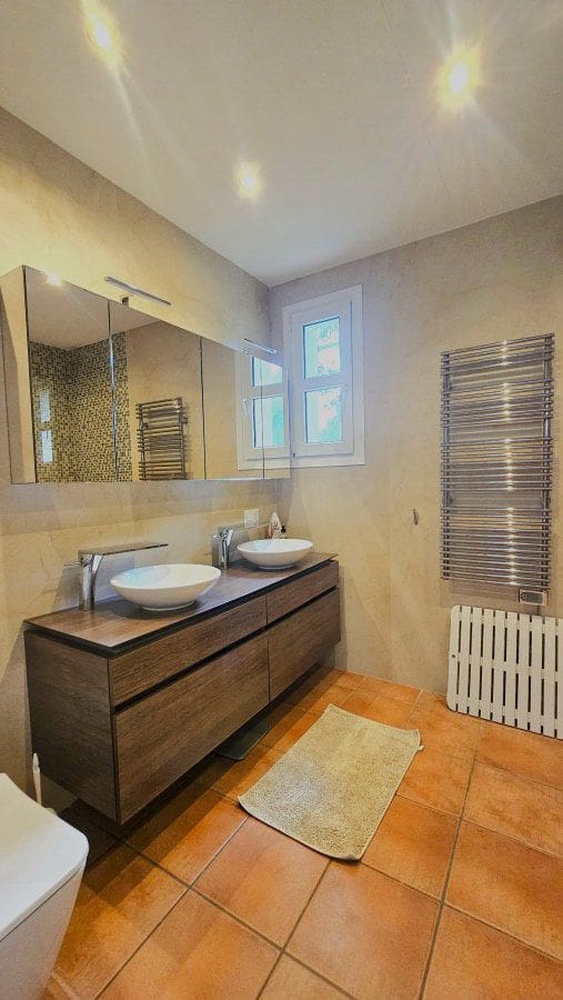 6 bedroom Villa for sale in Sotogrande - € 1,850,000 (Ref: 8579415)