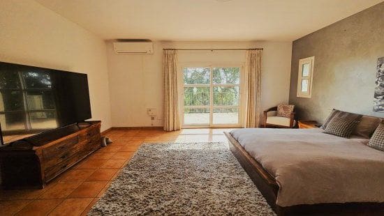 6 bedroom Villa for sale in Sotogrande - € 1,850,000 (Ref: 8579415)