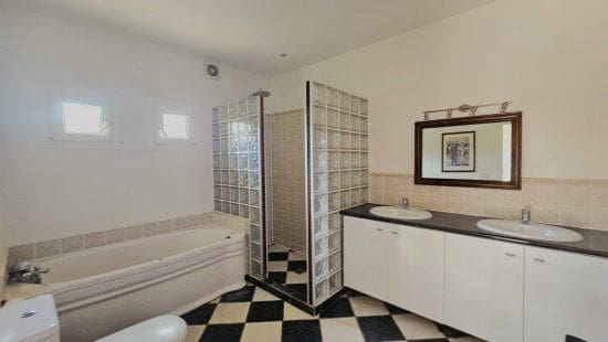 6 bedroom Villa for sale in Sotogrande - € 1,850,000 (Ref: 8579415)