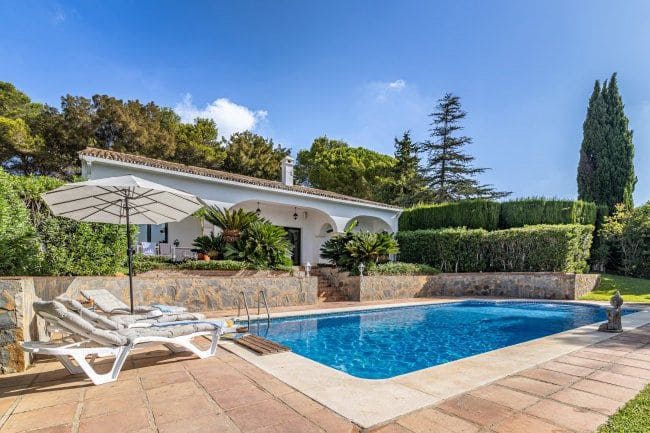 4 slaapkamer Villa voor vakantieverhuur in Sotogrande - € 25.000 (Ref: 8638451)