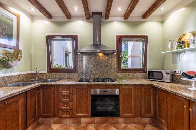 4 slaapkamer Villa voor vakantieverhuur in Sotogrande - € 25.000 (Ref: 8638451)