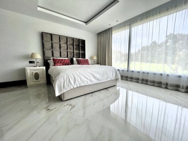 6 chambre Villa/Maison à vendre à San Roque avec garage - 4 500 000 € (Ref: 8671822)