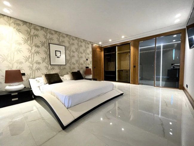 6 chambre Villa/Maison à vendre à San Roque avec garage - 4 500 000 € (Ref: 8671822)