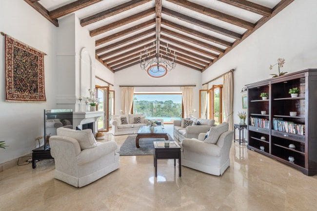 7 bedroom Villa for sale in Sotogrande with garage - € 5,200,000 (Ref: 8671823)