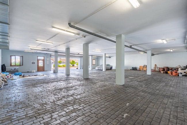 7 bedroom Villa for sale in Sotogrande with garage - € 5,200,000 (Ref: 8671823)