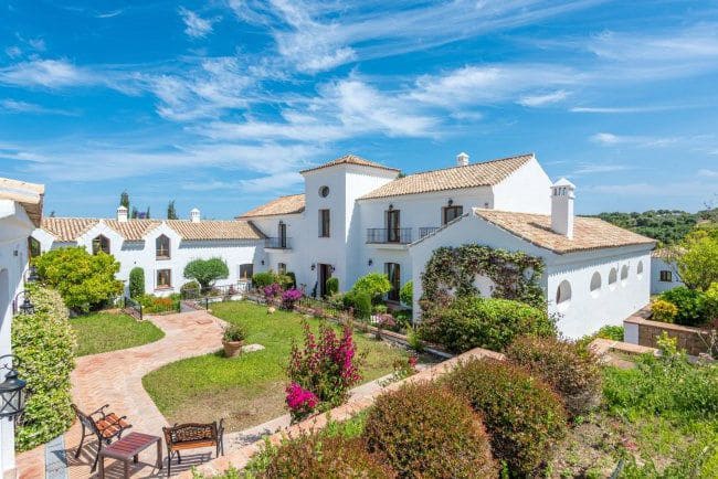 7 bedroom Villa for sale in Sotogrande with garage - € 5,200,000 (Ref: 8671823)