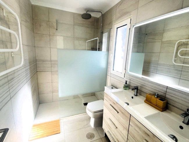 6 slaapkamer Villa voor vakantieverhuur in Sotogrande met garage - € 9.000 (Ref: 8743068)