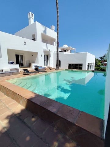   6 soveværelse   ferieVilla i Sotogrande Costa, San Roque med   garage  - € 9.000 (Ref: 8743068)