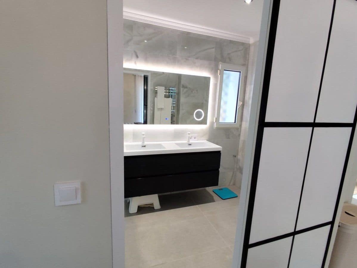 6 Zimmer Ferienvilla in Sotogrande mit Garage - 9.000 € (Ref: 8743068)