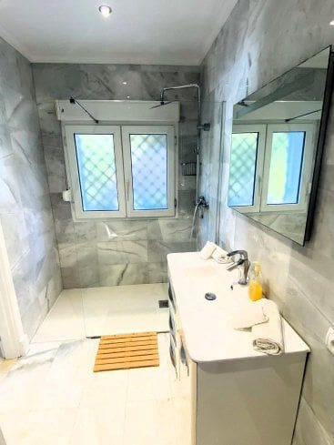 6 bedroom Villa for sale in Sotogrande with garage - € 1,680,000 (Ref: 8778242)