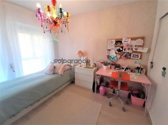 2 soveværelse Lejlighed til leje i Sotogrande med garage - € 1.750 (Ref: 8927246)