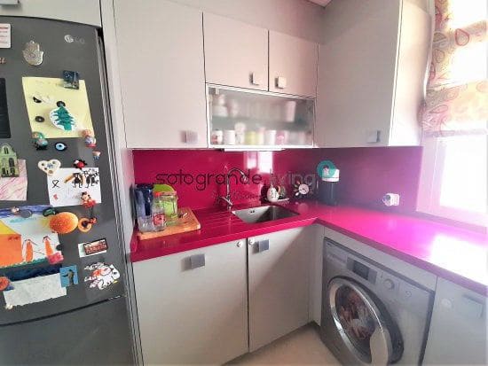 2 soveværelse Lejlighed til leje i Sotogrande med garage - € 1.750 (Ref: 8927246)