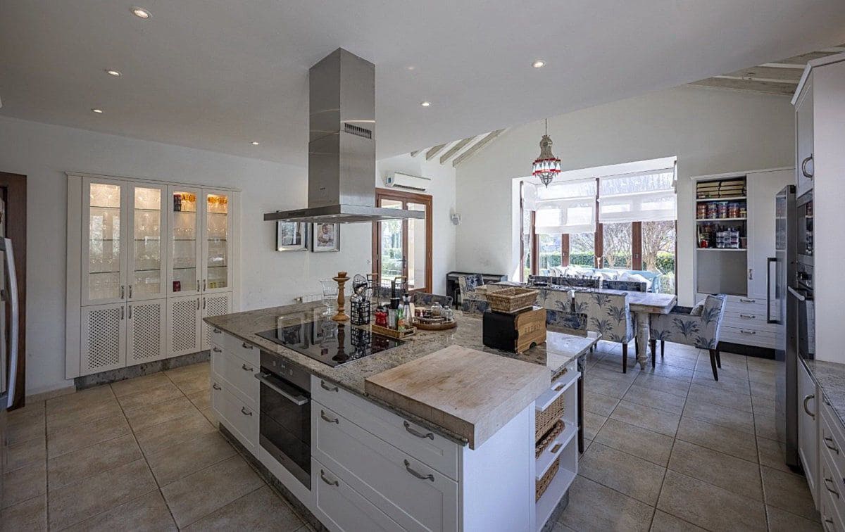 5 bedroom Villa for sale in Sotogrande - € 2,290,000 (Ref: 8927247)