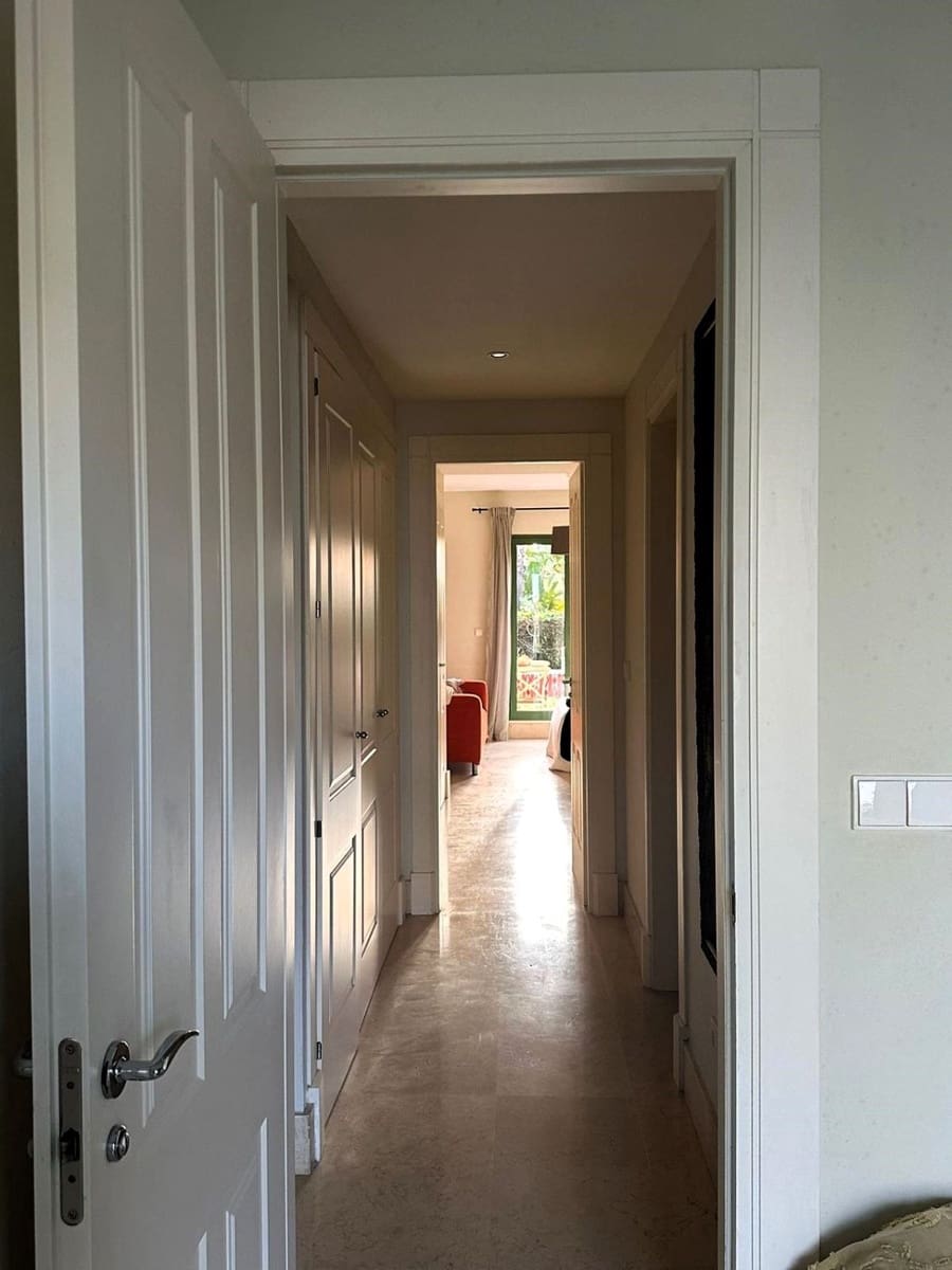 2 slaapkamer Appartement te huur in Sotogrande met garage - € 1.600 (Ref: 8927249)