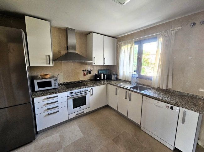 2 bedroom Apartment for rent in Sotogrande with pool garage - € 1,500 (Ref: 8940678)