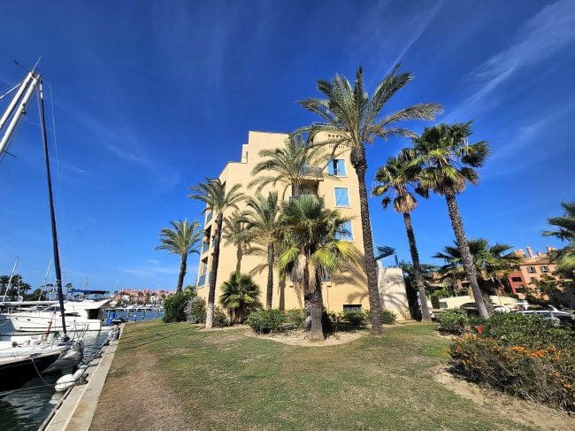 2 bedroom Apartment for rent in Sotogrande with pool garage - € 1,500 (Ref: 8940678)