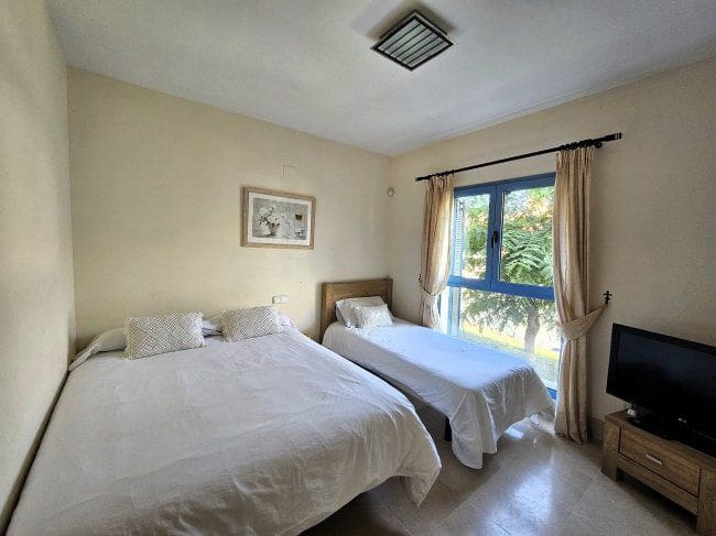 2 bedroom Apartment for rent in Sotogrande with pool garage - € 1,500 (Ref: 8940678)