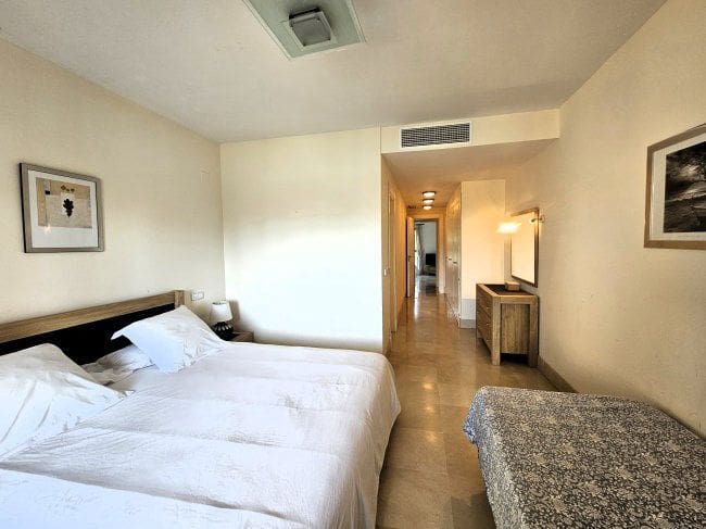 2 bedroom Apartment for rent in Sotogrande with pool garage - € 1,500 (Ref: 8940678)