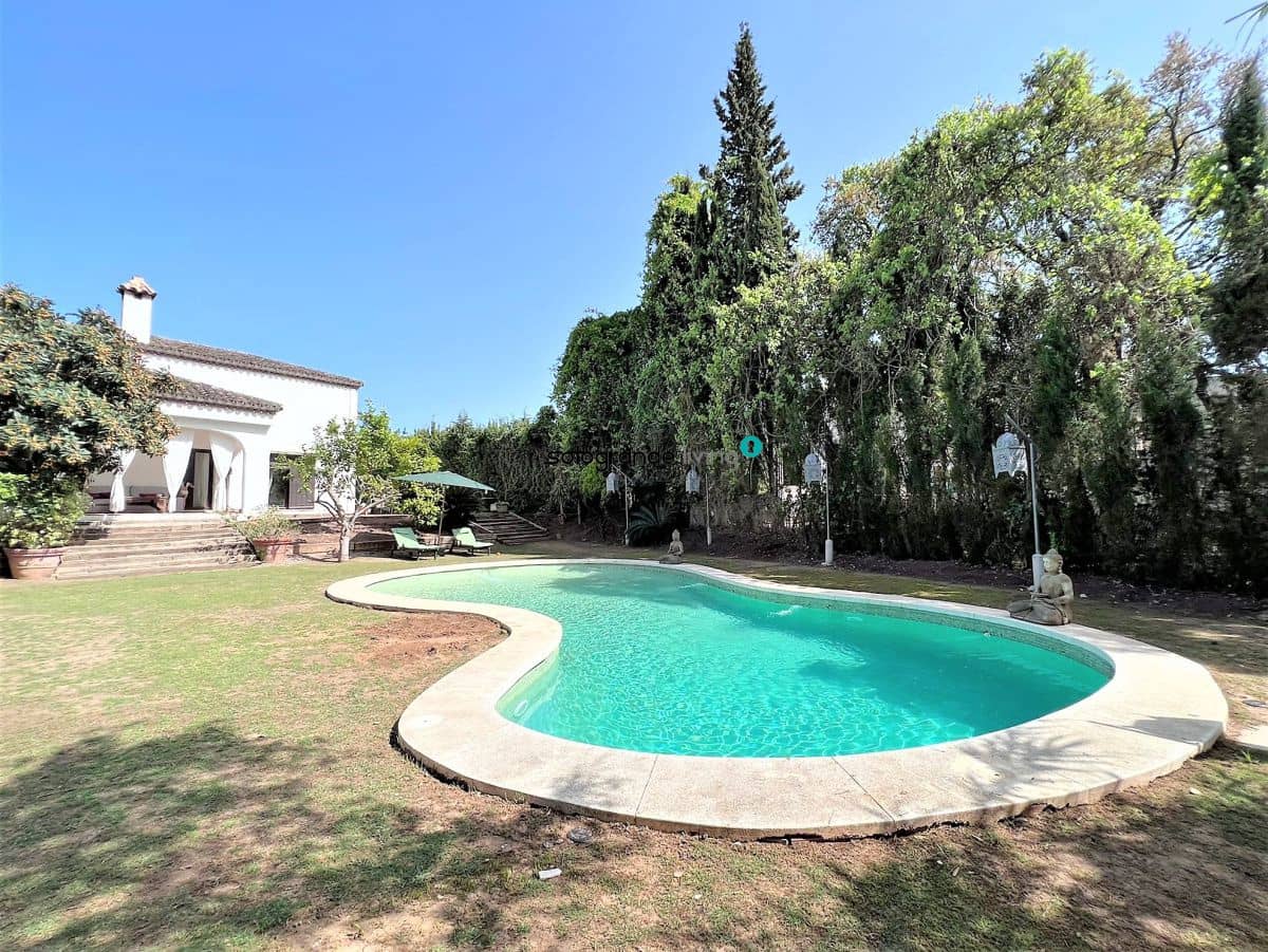 5 bedroom Villa for rent in Sotogrande with pool garage - € 4,500 (Ref: 8941170)