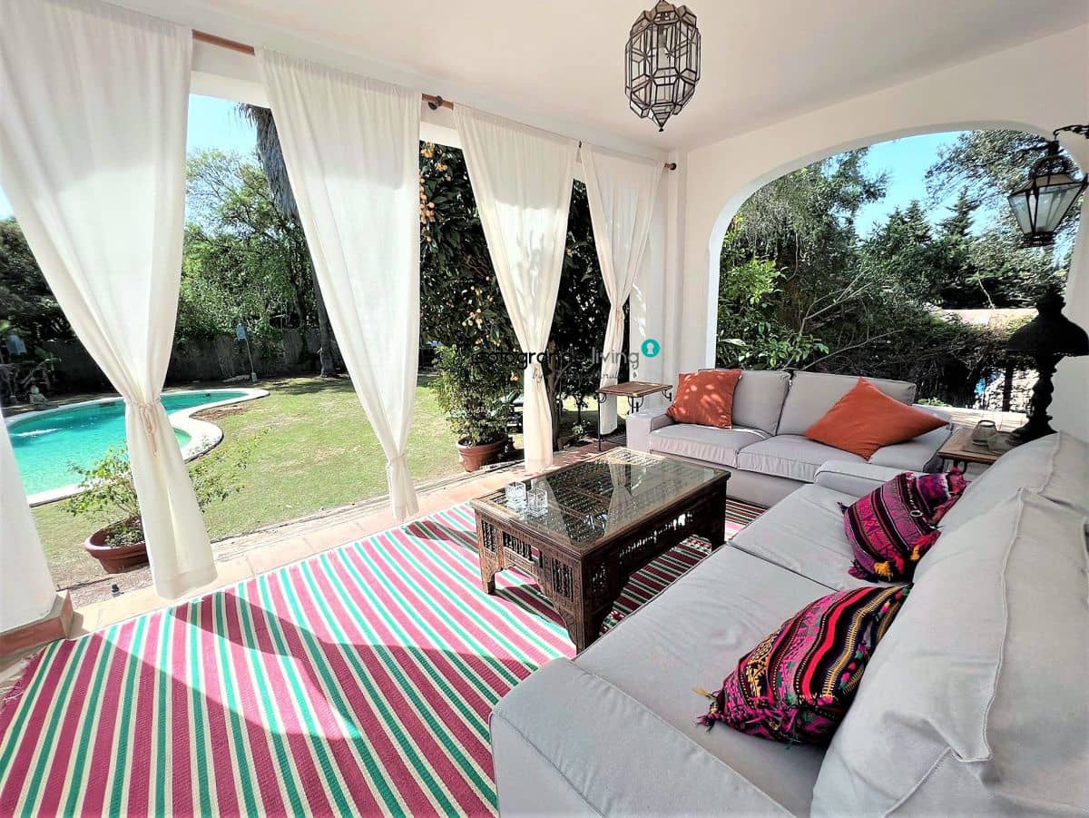 5 bedroom Villa for rent in Sotogrande with pool garage - € 4,500 (Ref: 8941170)