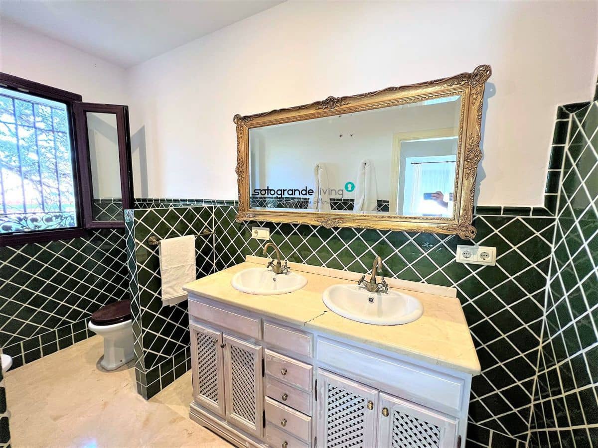 5 sovrum Villa för semesterbostäder i Sotogrande med garage - 36 000 € (Ref: 8941171)