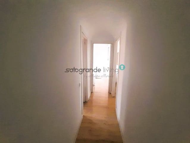 3 makuuhuone Huoneisto vuokrattavana paikassa Sotogrande, San Roque mukana 
autotalli - 1 500 € (Ref: 8941172)
