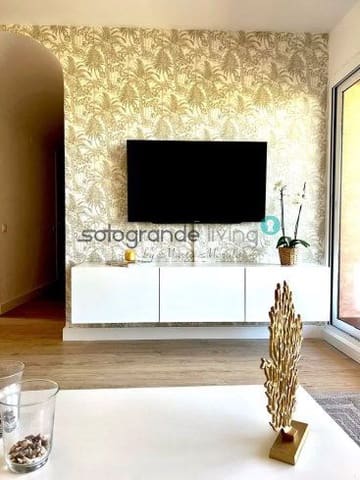 3 soverom Leilighet til leie i Sotogrande, San Roque med garasje - € 1 500 (Ref: 8941172)