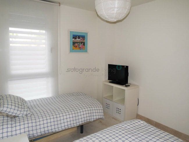 3 bedroom Apartment for rent in Manilva with pool garage - € 1,300 (Ref: 8944903)