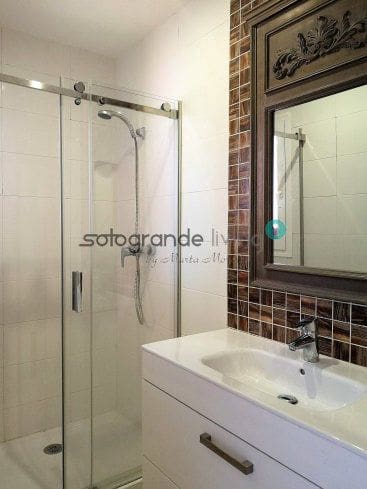 3 soveværelse Lejlighed til salg i Pueblo Nuevo de Guadiaro - € 500.000 (Ref: 8944905)