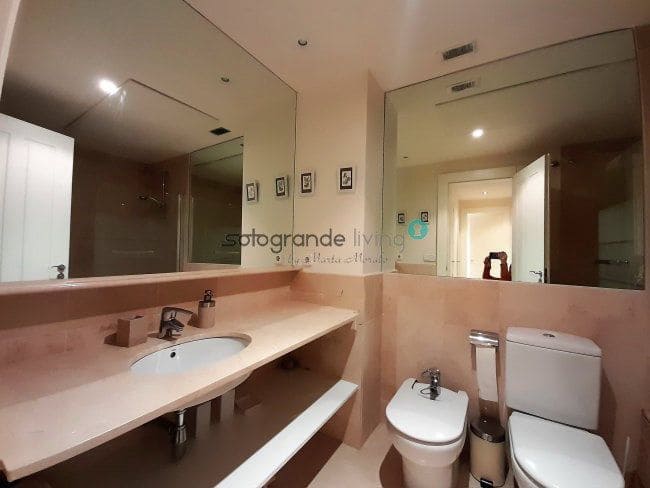 3 soverom Leilighet til leie i Sotogrande - € 2 500 (Ref: 8951332)