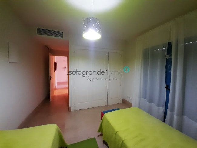 3 soverom Leilighet til leie i Sotogrande - € 2 500 (Ref: 8951332)