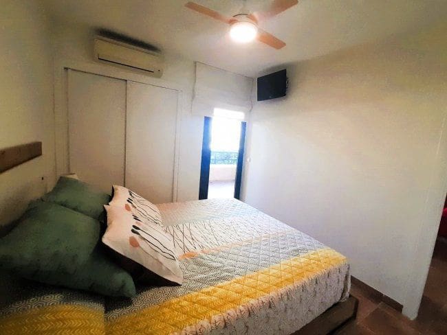 2 sovrum Lägenhet att hyra i Sotogrande med garage - 1 300 € (Ref: 9001777)