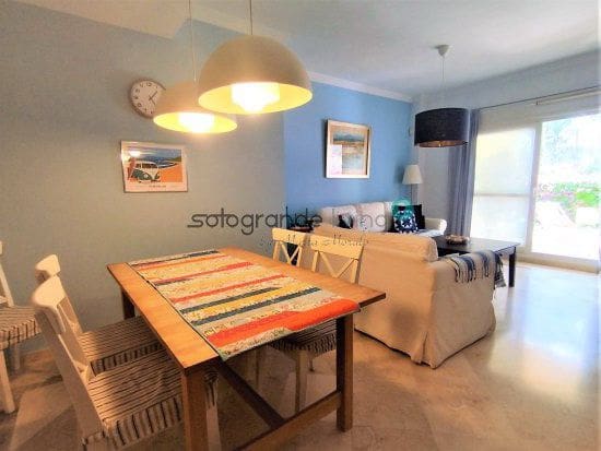 2 soveværelse Lejlighed til leje i Pueblo Nuevo de Guadiaro, San Roque med swimmingpool garage - € 1.000 (Ref: 9001780)